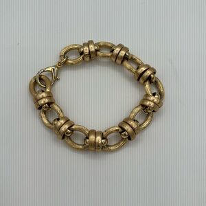Gold Costume Bracelet - Chunky style - Sassy!